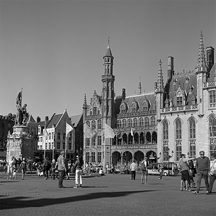 brugge-main-sqare